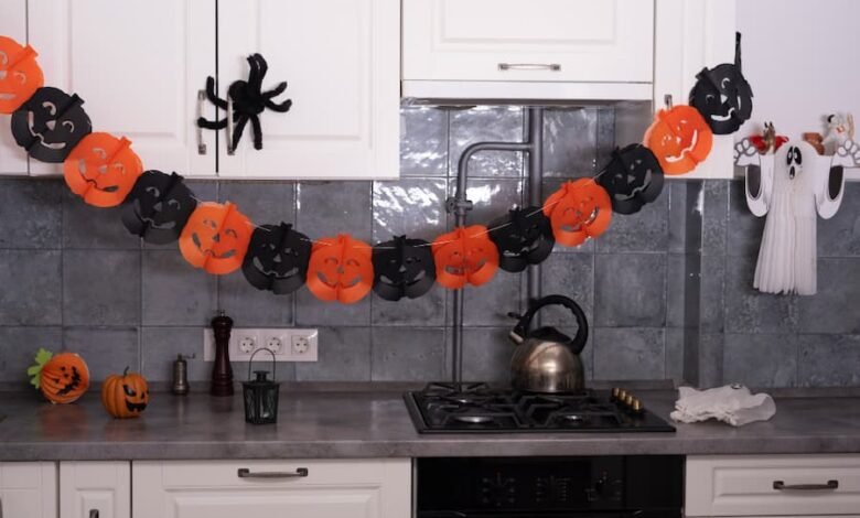 Halloween Décor